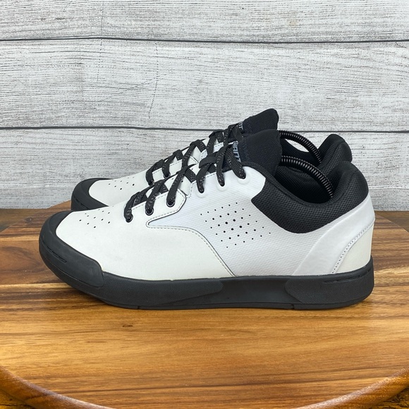 Giant Shuttle Flat Shoe All Terrain Flat Pedal Grey Bicycle Shoes Men’s Size 11